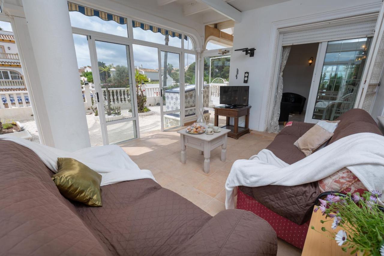 Fidalsa Grand Mediterranean Beachfront Villa Playa Flamenca Exterior photo