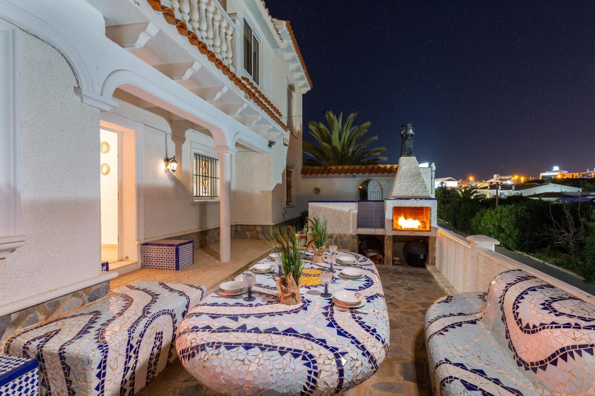 Fidalsa Grand Mediterranean Beachfront Villa Playa Flamenca Exterior photo