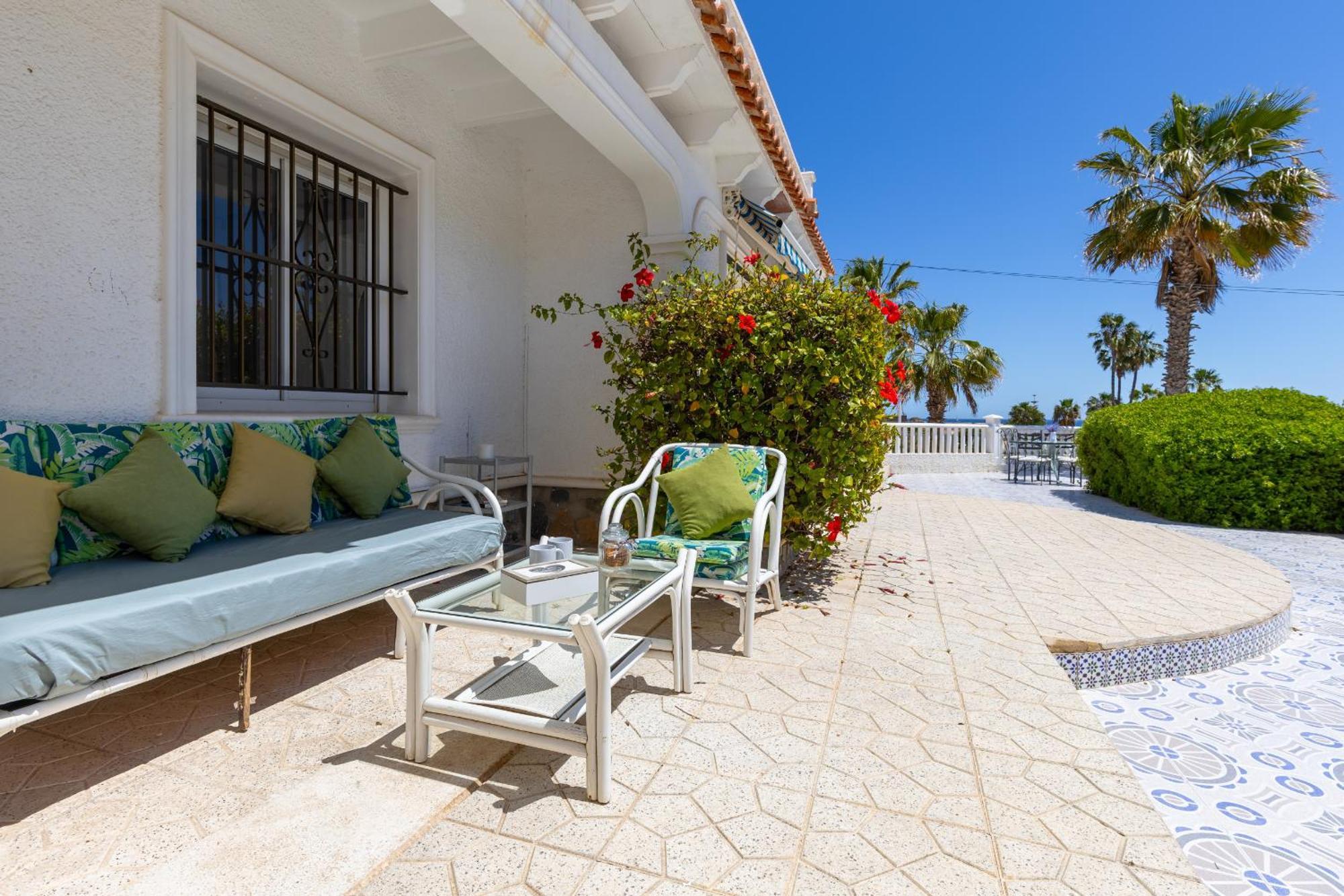 Fidalsa Grand Mediterranean Beachfront Villa Playa Flamenca Exterior photo